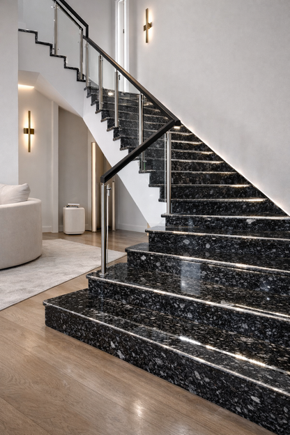 Treapta din Granit Black Aswan